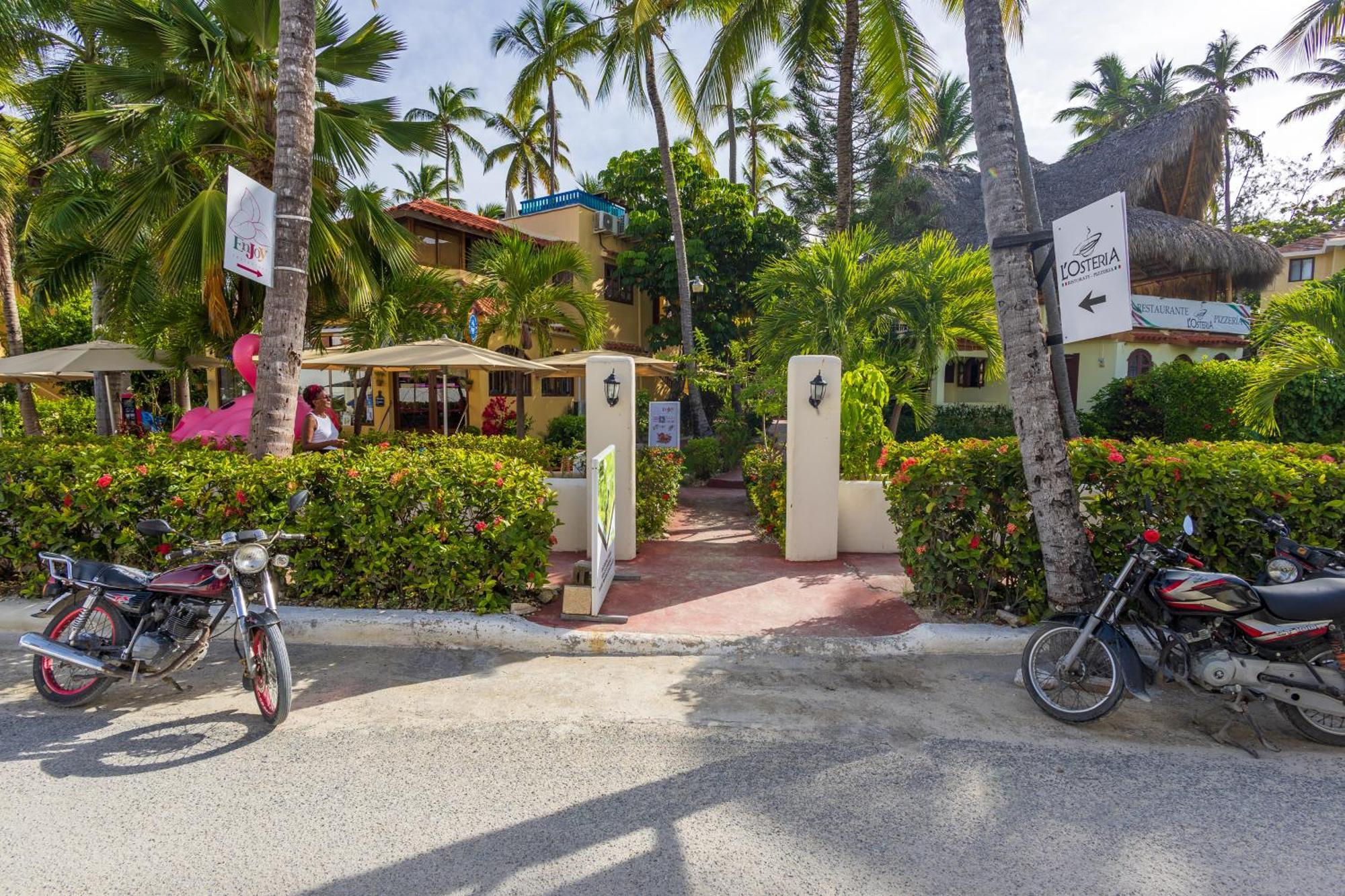 Prime Ocean View Punta Cana Apartments - 3-Bedroom Getaway With Private Terrace On Bavaro Beach Екстериор снимка