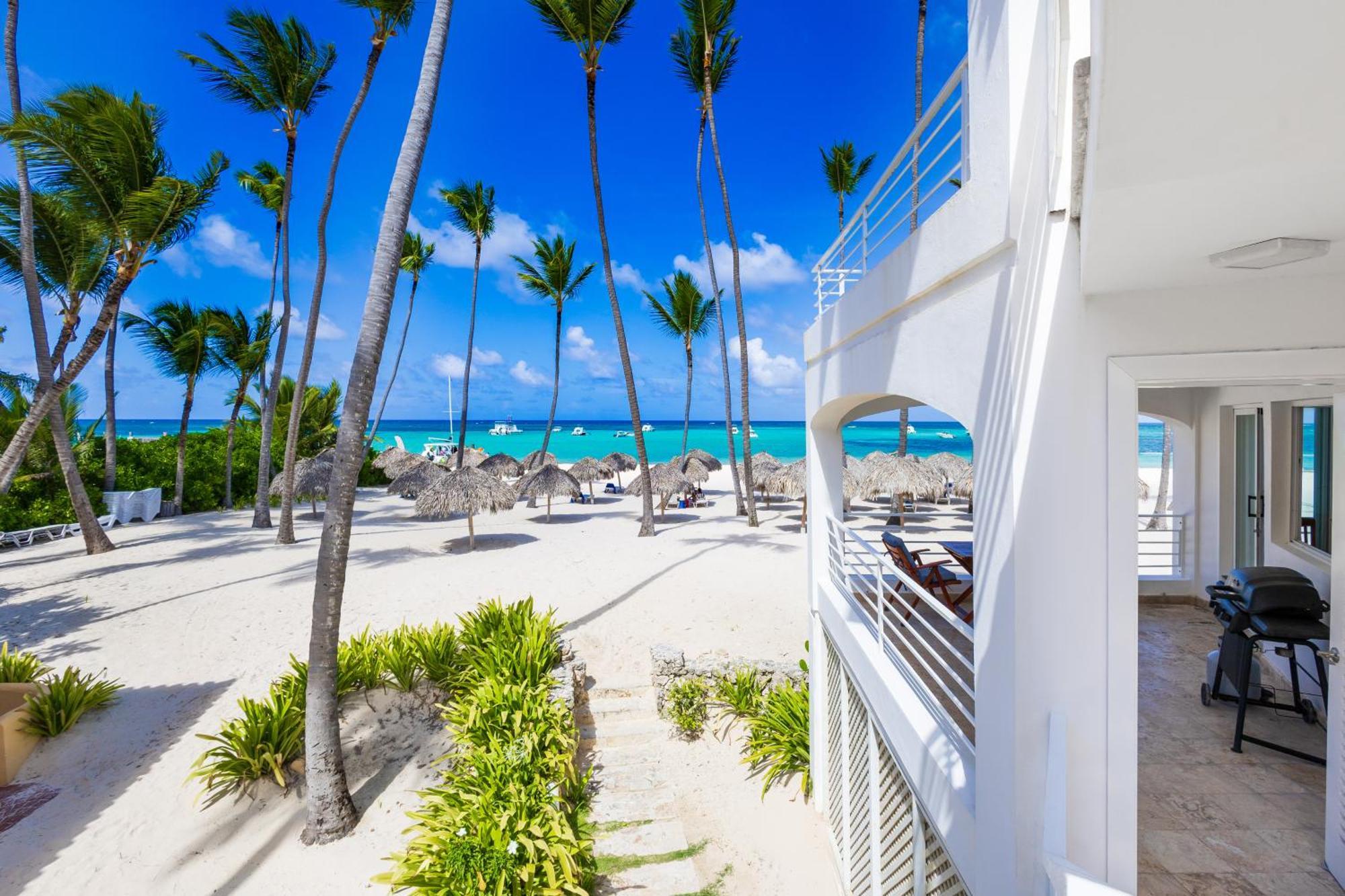 Prime Ocean View Punta Cana Apartments - 3-Bedroom Getaway With Private Terrace On Bavaro Beach Екстериор снимка